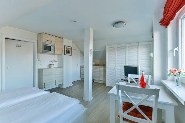 Haus Broenshoog, Appartement 11 In Strandnaher Lage Wenningstedt-Braderup Dış mekan fotoğraf